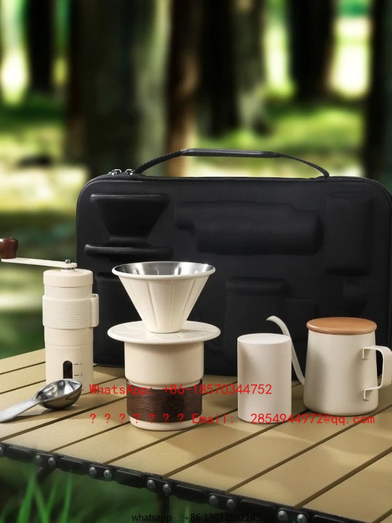Set per Caffè Macinato a Mano  - Coffee Equipment For Camping recensione e prezzo